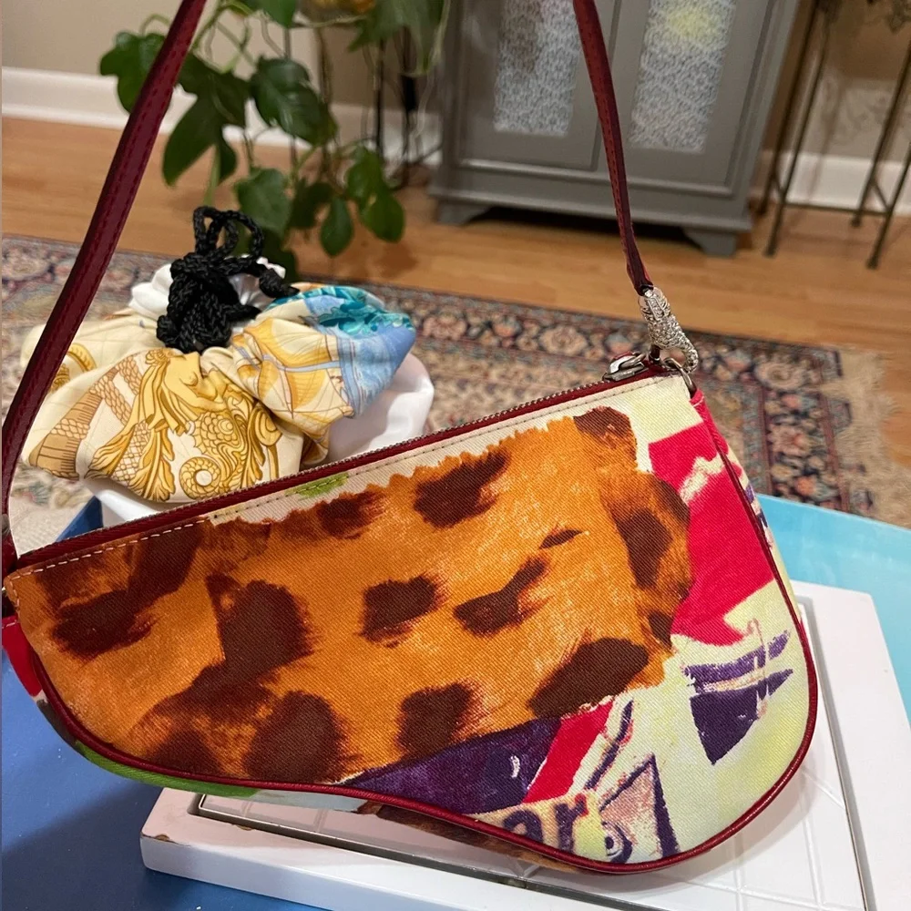 Dior Limited Edition Multicolor Victim Mini Saddle Bag - Picture 6 of 16